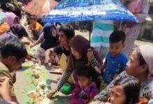 Photo of Sambut Ramadan, Warga Desa Cilayang Lebak Gelar Makan Nasi Liwet